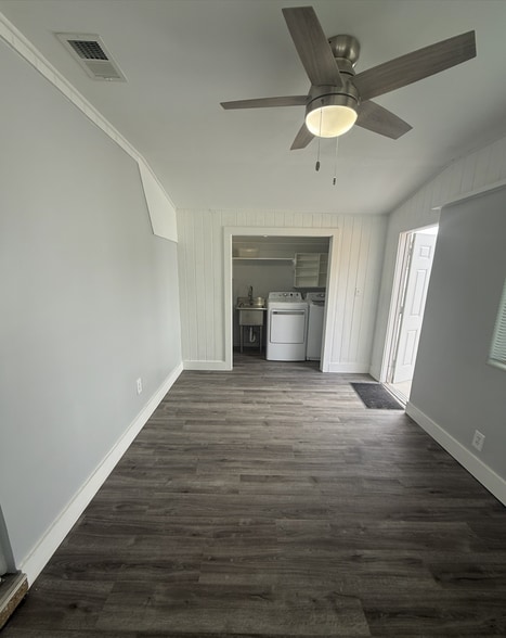 Building Photo - 117 Watters Dr