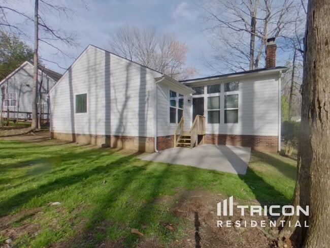 Building Photo - 1825 Golden Heights Ct