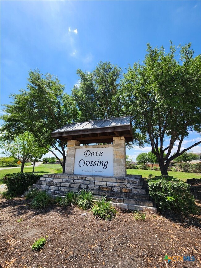 Building Photo - 249 Val Verde Dr