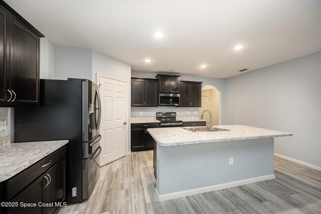 Building Photo - 4350 Pagosa Springs Cir