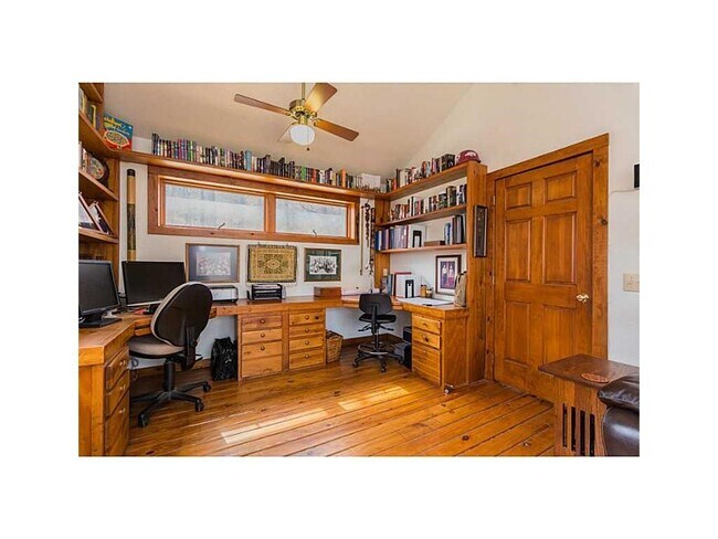 Building Photo - 3125 Ed Edwards Rd