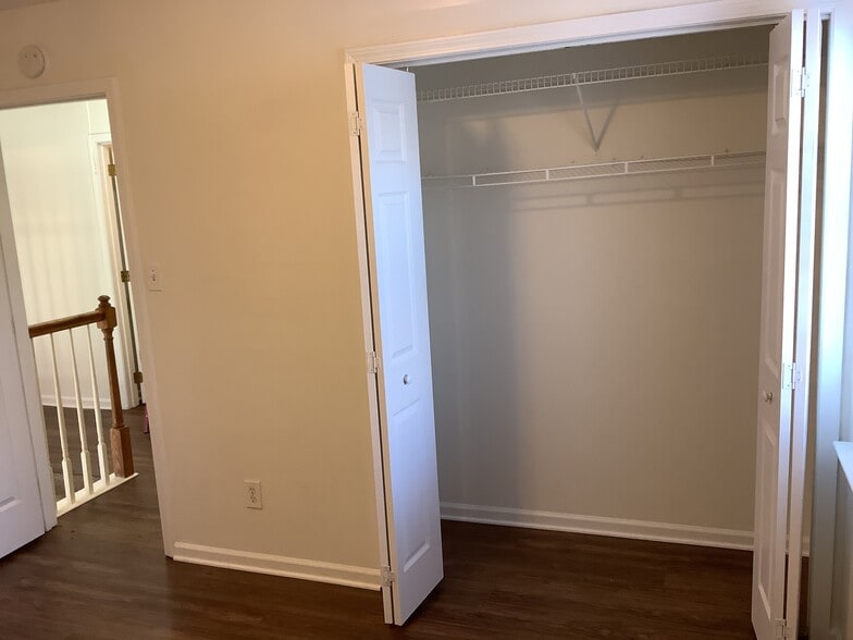 Building Photo - 214 Long Creek Pky