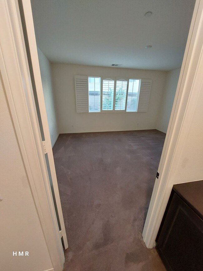 Building Photo - 13143 Chatham Dr