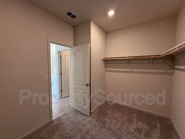 Building Photo - 1936 Suisun Ave