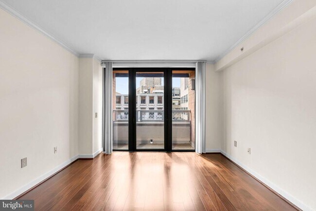 Building Photo - 631 D St NW
