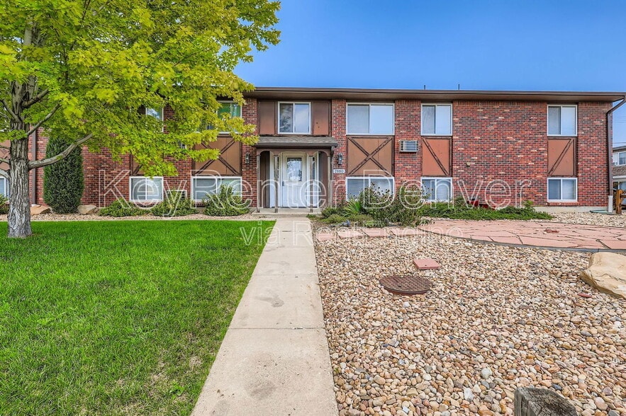 Building Photo - 2880 Eliot Cir