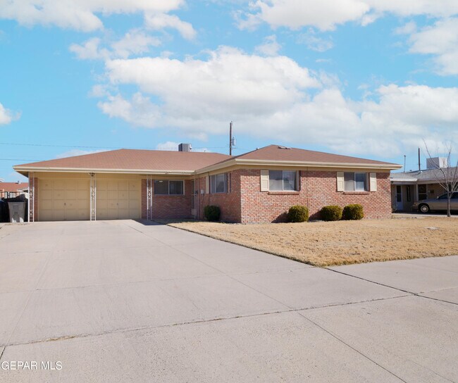 Primary Photo - 10009 Cork Dr