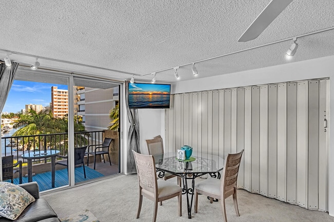 Building Photo - 1421 S Ocean Blvd