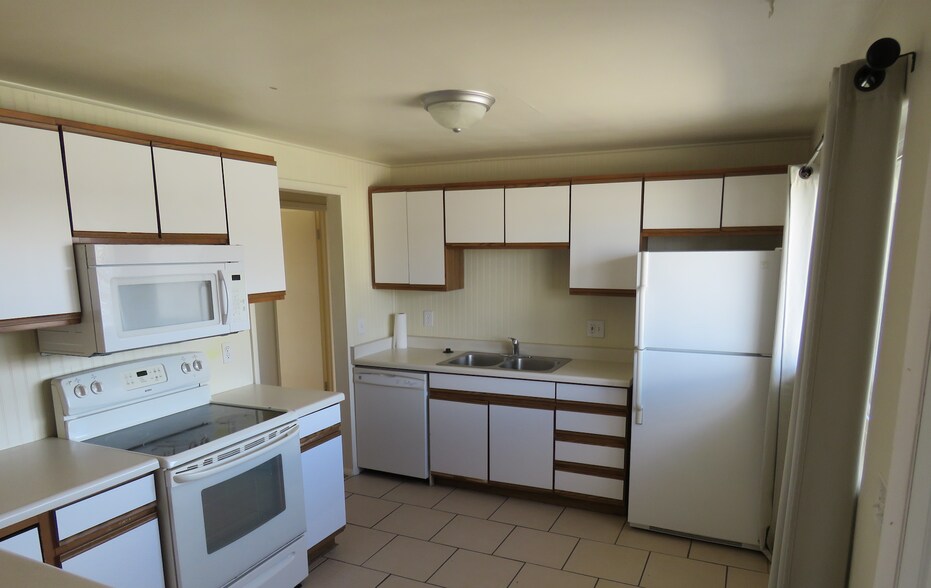 Building Photo - 414 North 24th Street