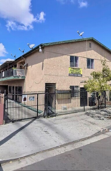 Building Photo - 4265 S Hoover St