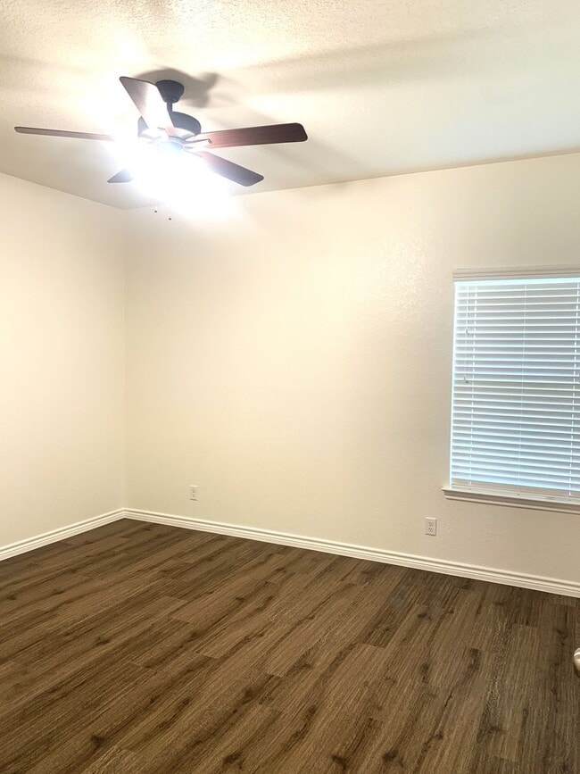 Building Photo - New Construction Duplex Available Now