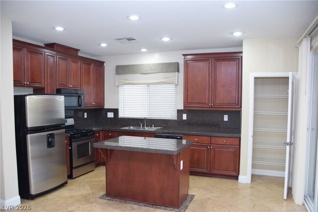 Building Photo - 60 Dark Creek Ave