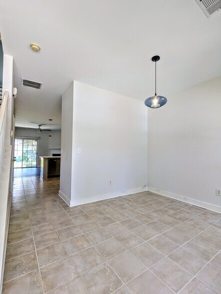 Building Photo - 3369 Hidden Cove Cir NW