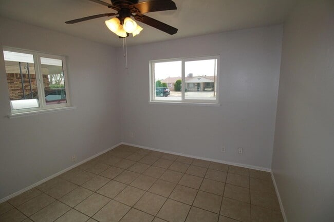 Building Photo - 5725 Waycross Ave
