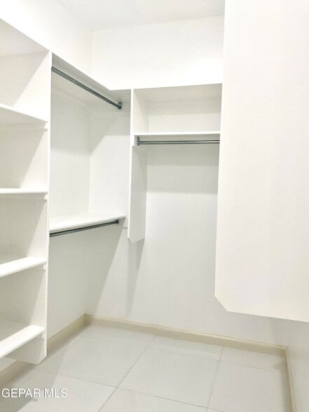 Building Photo - 8919 Eclipse St