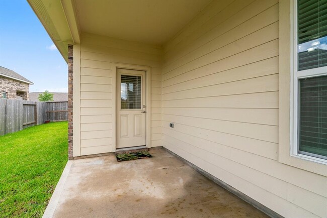 Building Photo - 1234 Lone Pine Dr