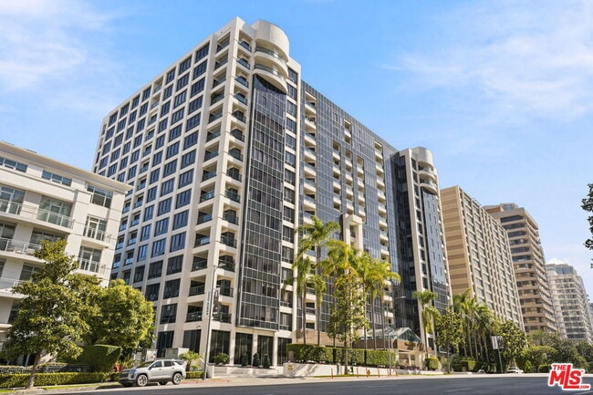 Building Photo - 10724 Wilshire Blvd