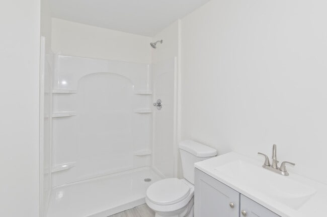 Building Photo - 24 Highland Ave