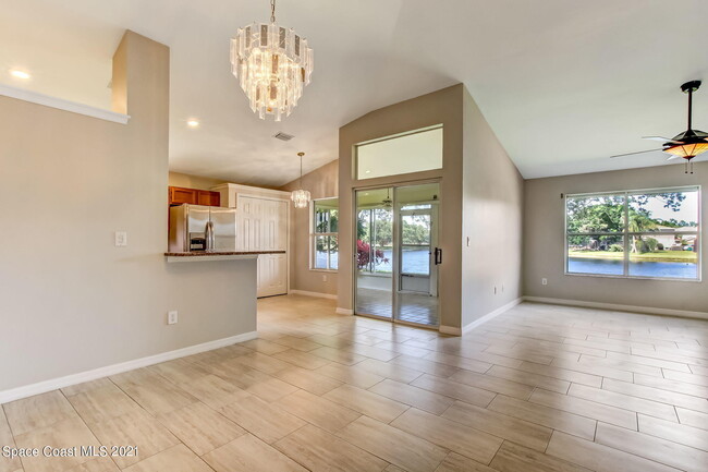 Building Photo - 6921 Mulberry Ct