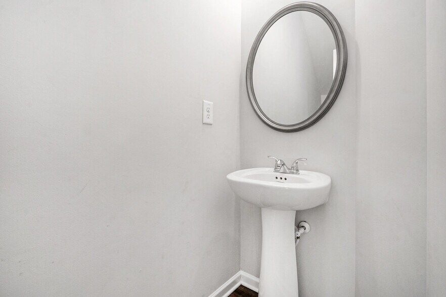 Building Photo - 107 Haven Brook Way