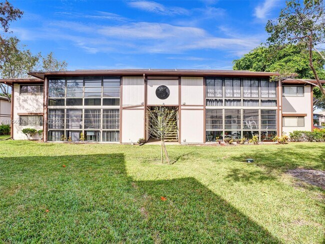 Building Photo - 9974 N Belfort Cir