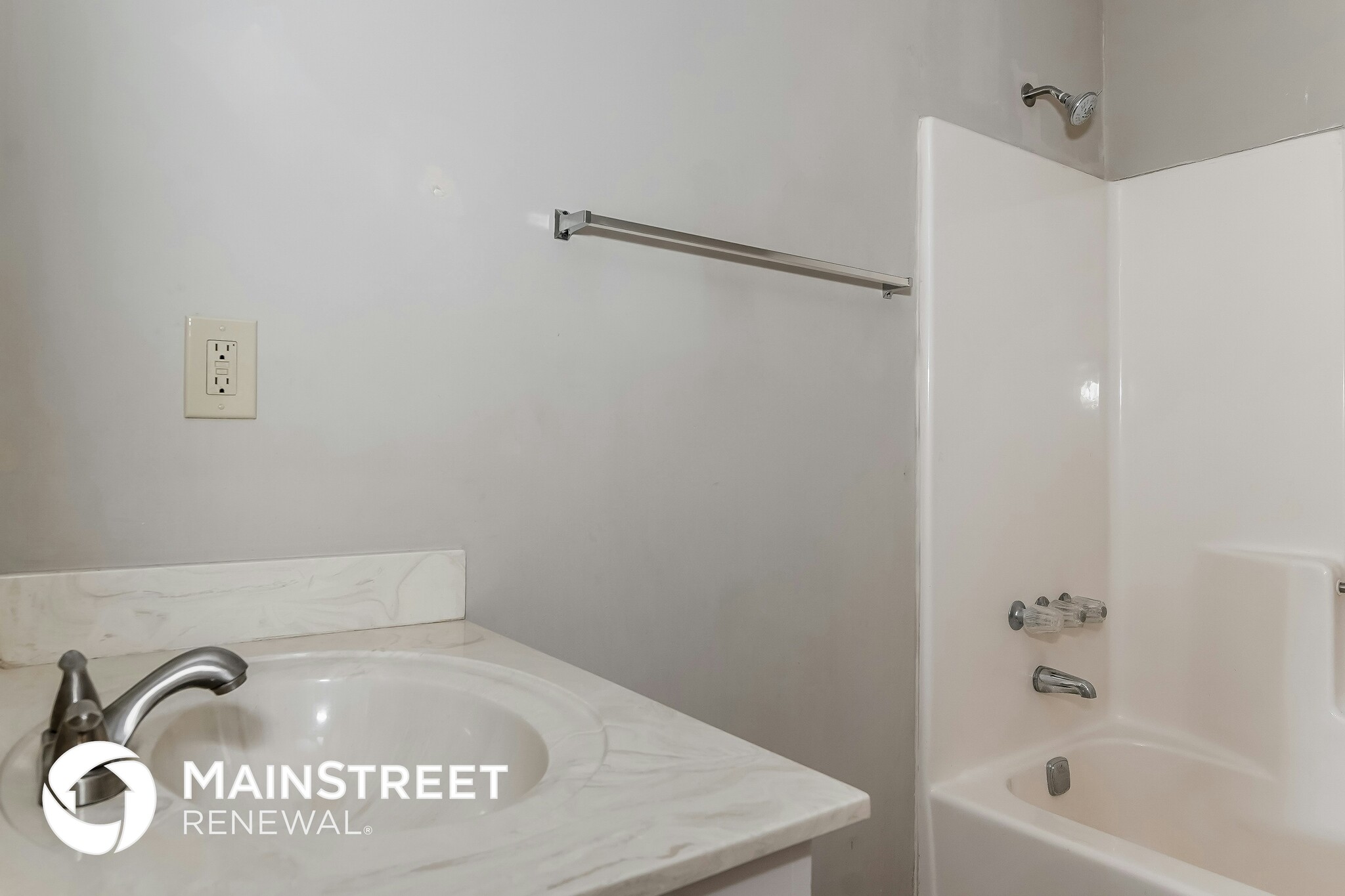 Building Photo - 1446 Glynn Oaks Dr SW