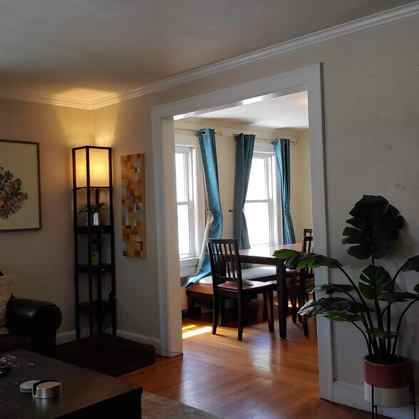 Building Photo - 33 Flett Rd