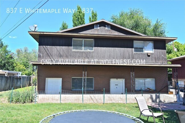 Primary Photo - Fantastic 2 Bed Millcreek Unit! No Deposit...