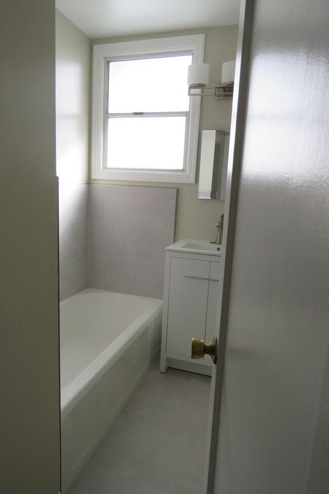 Building Photo - 489 Monterey