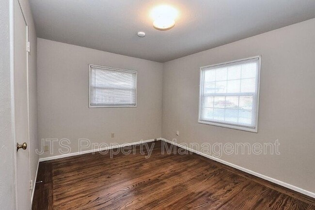 Building Photo - 1817 Vesta Way