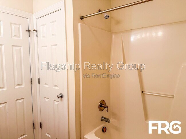 Building Photo - 4243 Dudleys Grant Dr