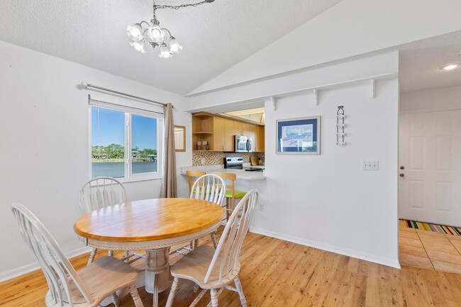 Building Photo - Fully Furnished Long Term Rental