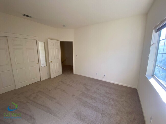 Building Photo - 855 Jackson St