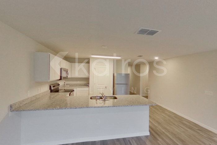 Building Photo - 8035 100th Ave