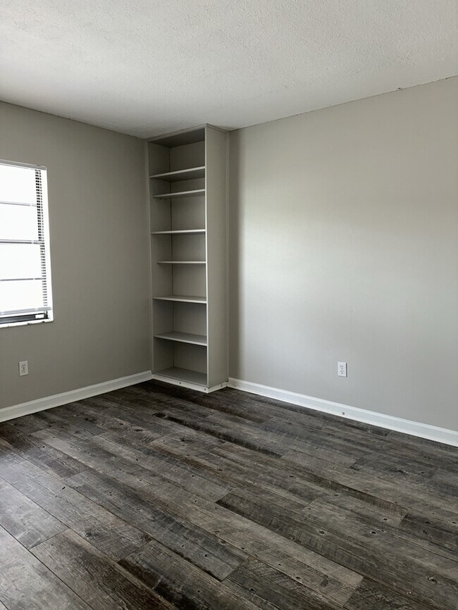 Building Photo - COUNTRY PLACE POOL HOME ON CUL-DE-SAC LOT