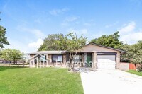 Building Photo - 1225 Bard Dr