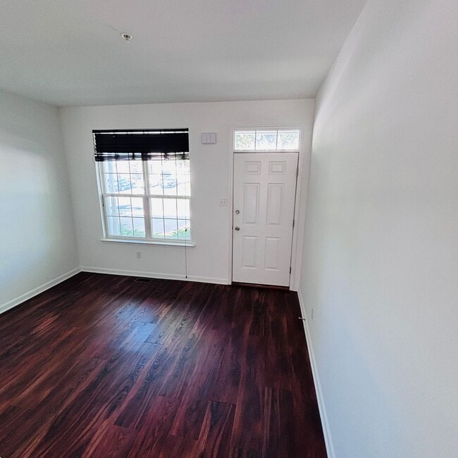 Building Photo - Located in the Highgates subdivision in Upper Macungie Township this 3 bedroom, 2.5 bath townhouse