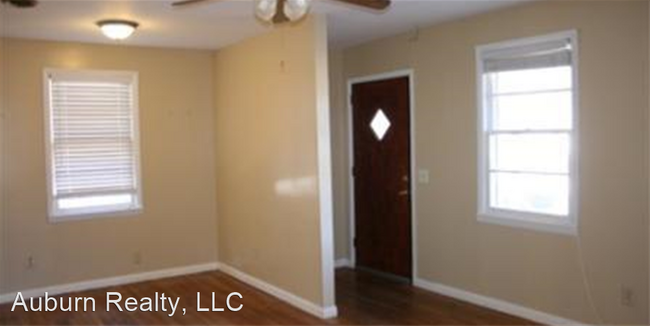 Building Photo - 3 br, 1 bath House - 1546 Emily Avenue