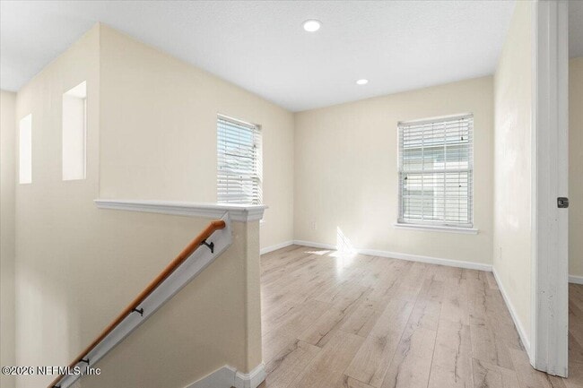 Building Photo - 167 Bay Bridge Dr