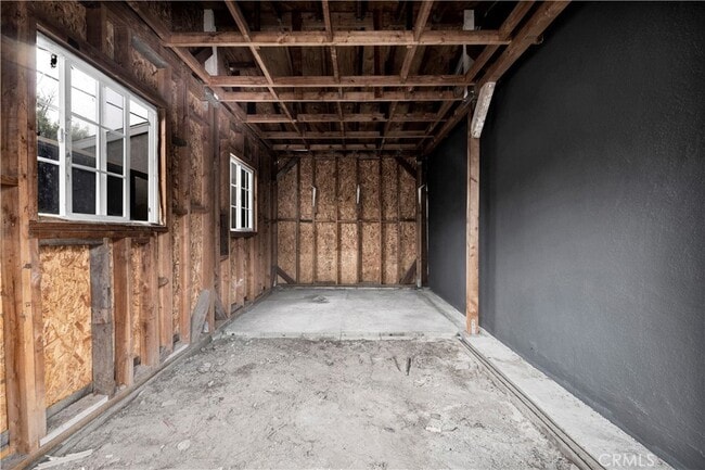 Building Photo - 7841 Beck Ave