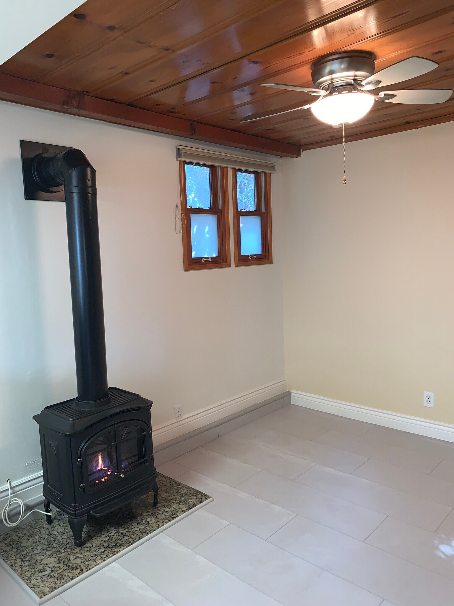 Building Photo - 820 Michigan Ave