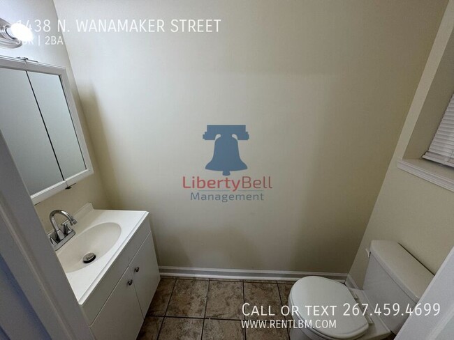 Building Photo - 1438 N Wanamaker St