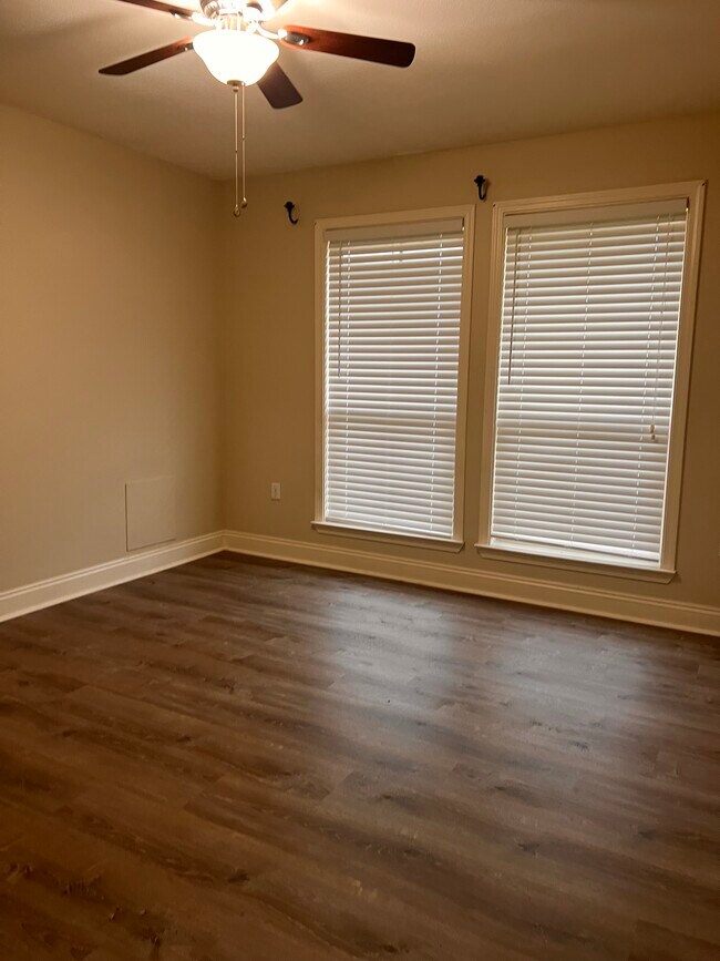Building Photo - 2034 Tammany Ct