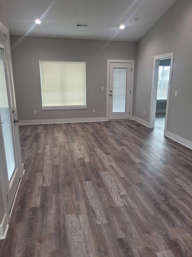 Building Photo - 3903 S Blue Lake Ct