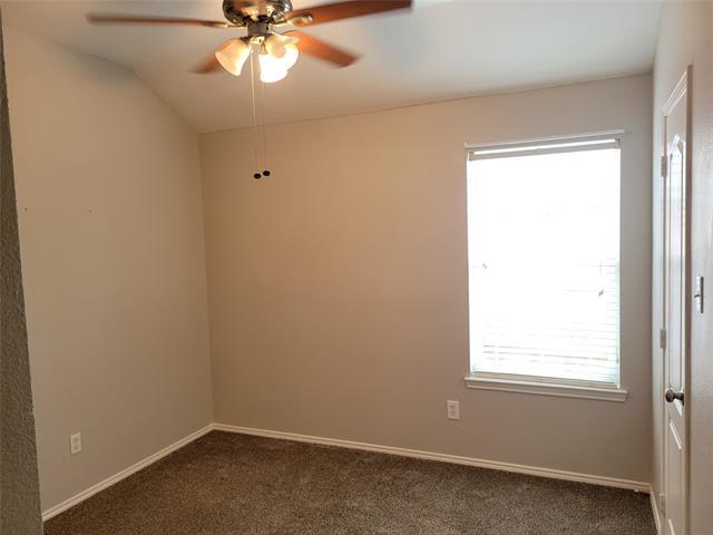 Building Photo - 725 Sequoia Dr