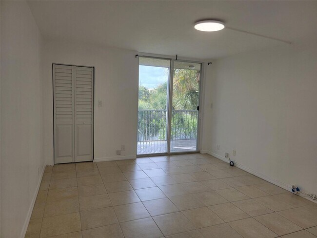 Building Photo - 3341 NW 47th Terrace