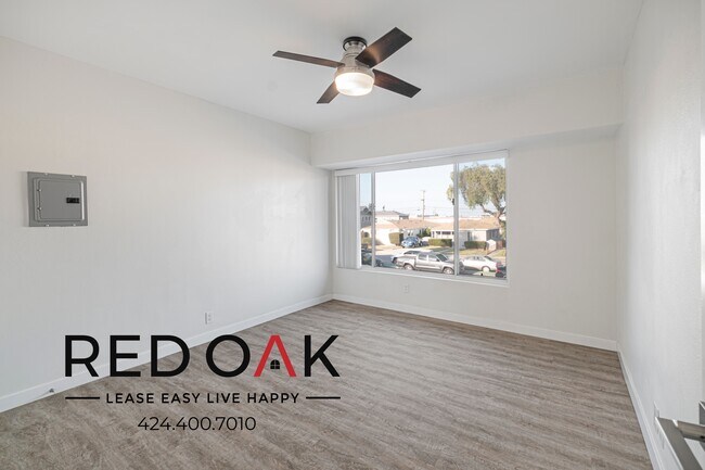Building Photo - 1751 Cabrillo Ave