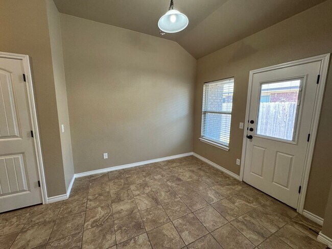 Building Photo - 506 Sladecek Dr