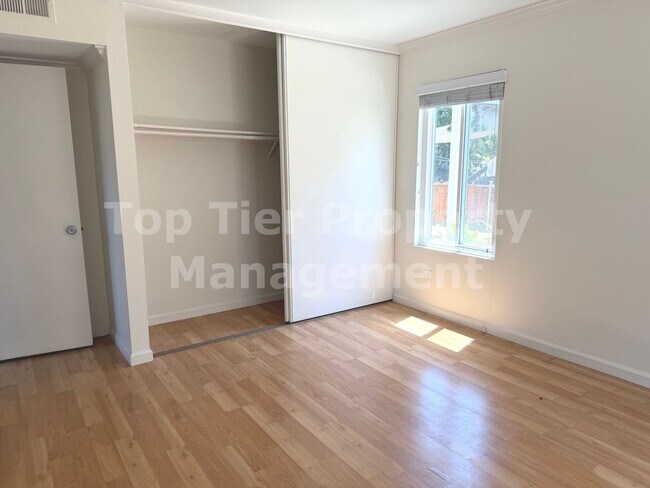 Building Photo - ***Beautiful Oceanfront 3 bed, 2 bath, 2,076 sqft House in Carlsbad Village - Available 06/15***