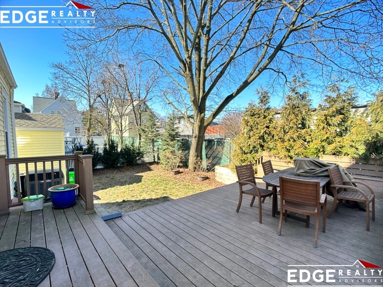 Building Photo - 29 Hopedale St